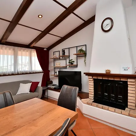 Tessa Appartamento Rovigno